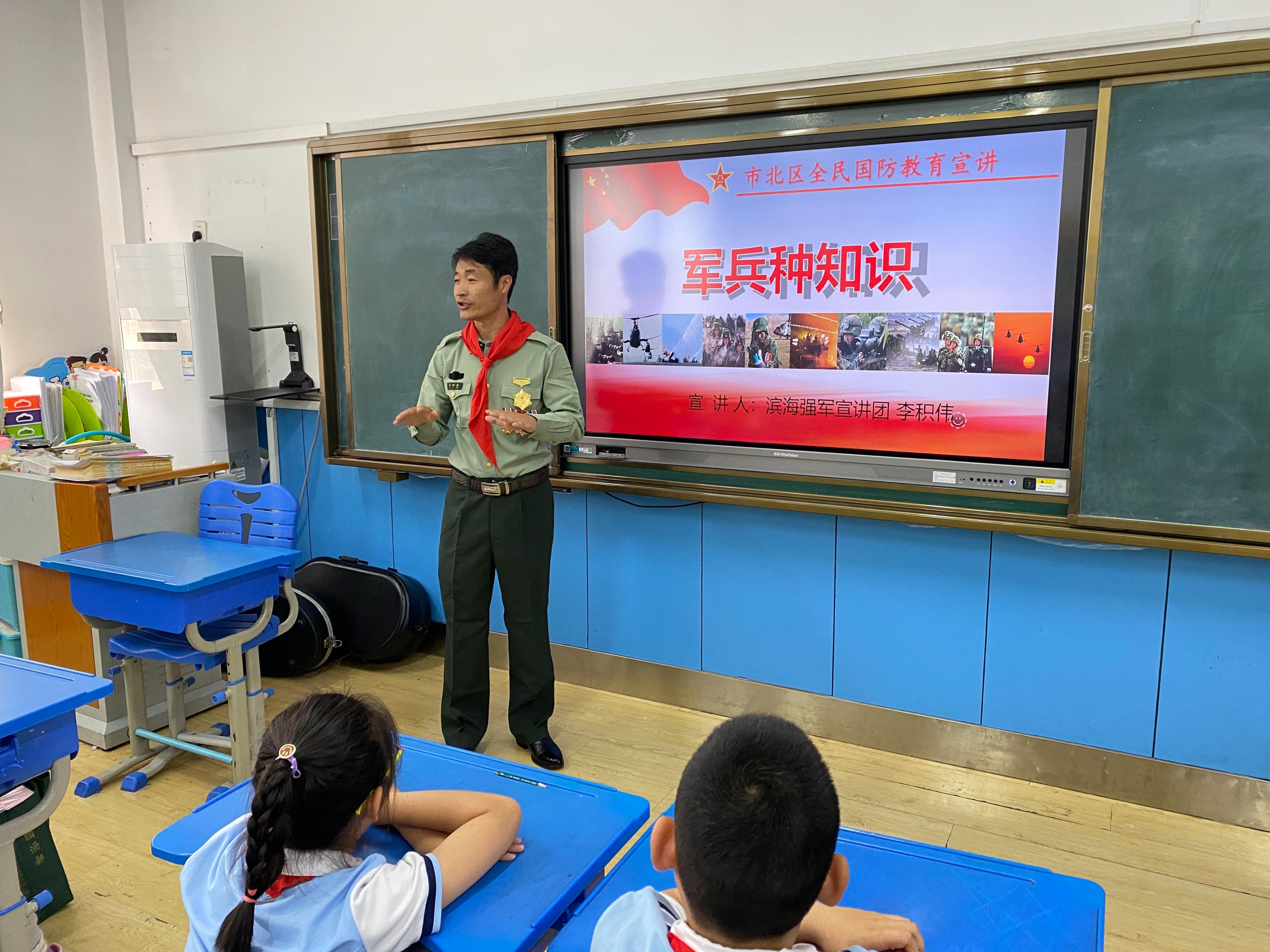 国防历史的重要性，铭记历史，强化国防意识，铭记历史的重要性，强化国防意识，传承国防历史精神
