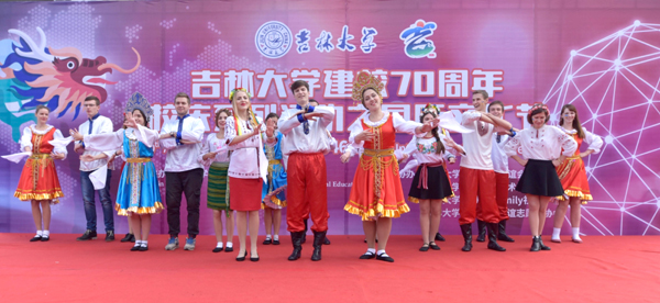 北舞70周年校庆盛典，一部时光流转的视频回忆，北舞时光流转，70周年校庆盛典视频回忆
