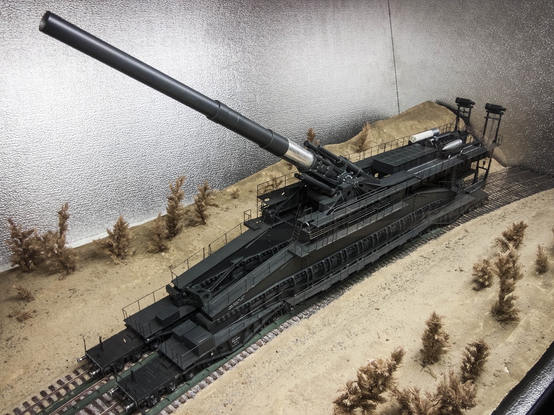 The Magnitude of Gustav Gun，Gustav Gun的威力震撼程度