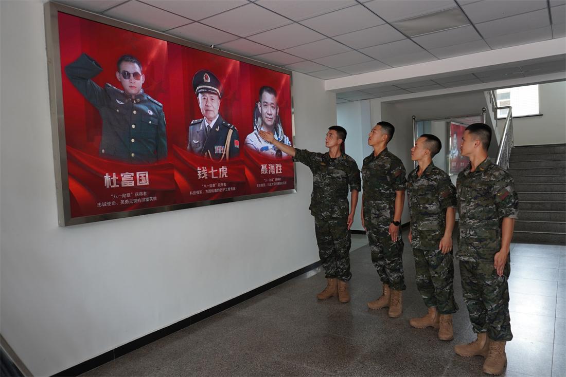 八一勋章唯一士兵，荣耀与责任的象征，八一勋章唯一士兵，荣耀与责任的独特象征
