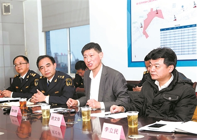 联勤保障中心张林，引领转型，铸就军需新篇章，联勤保障中心张林引领转型，铸就军需新篇章领军人物风采