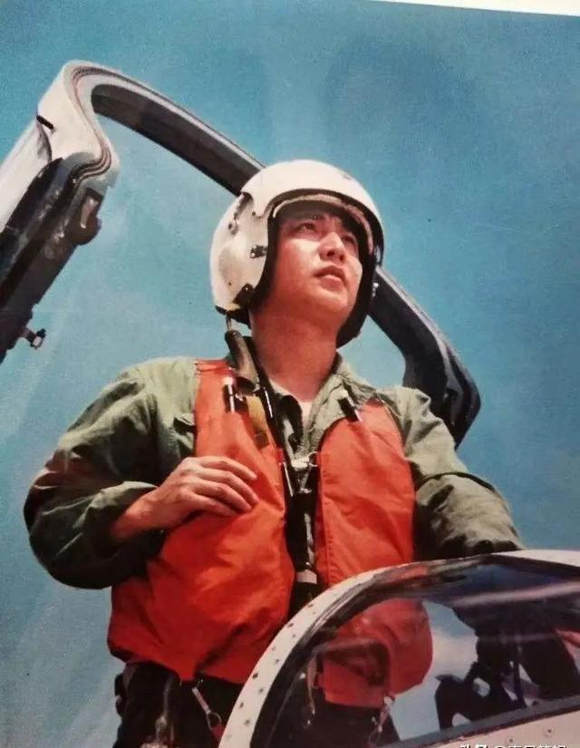 空军一号变色传奇，八小时内的奇迹，空军一号变色传奇，八小时内的奇迹之旅