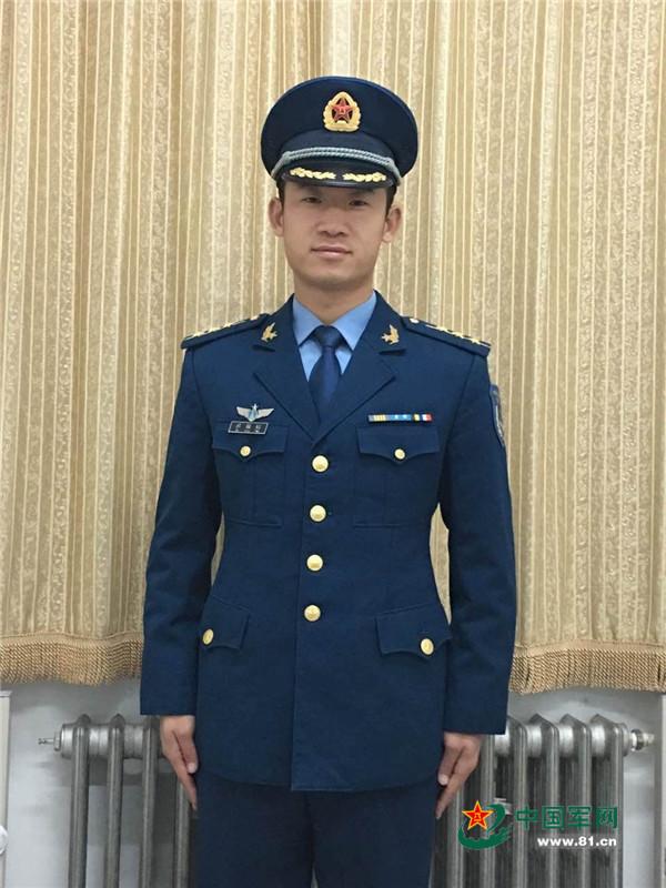 中国空军图，翱翔天际的雄鹰，中国空军图，翱翔天际的雄鹰展翅