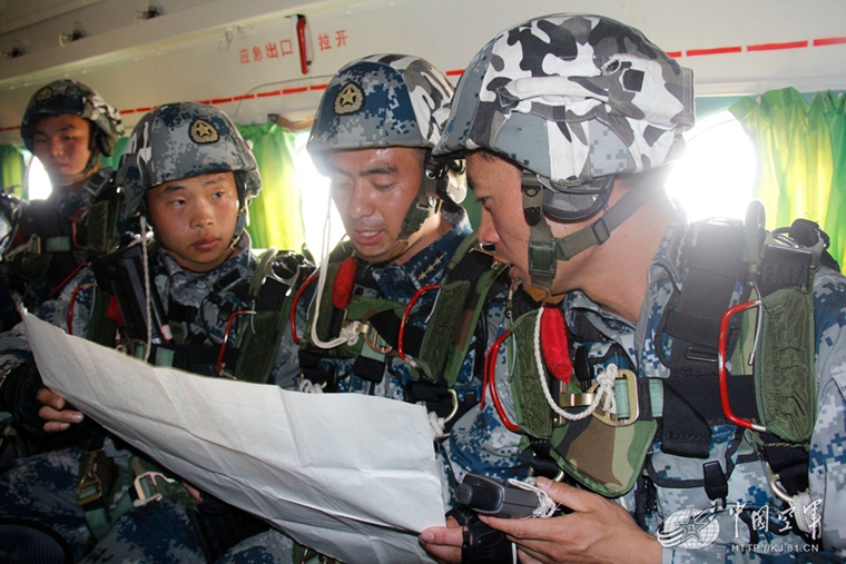 空军空降兵15军驻地，荣耀与使命的交汇之地，空军空降兵15军驻地，荣耀使命交汇地