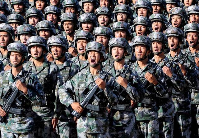 中国解放军现役人员，力量之源与担当使命，中国解放军现役力量之源，担当使命，力量之所在