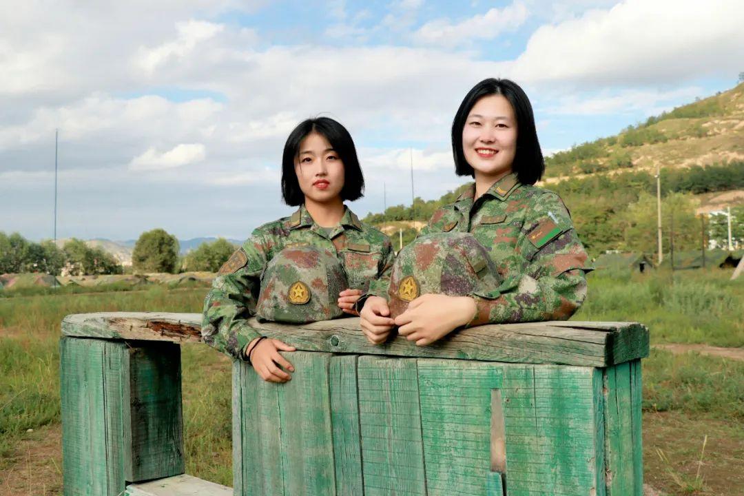 退伍女兵最美短视频，展现坚韧与柔美的力量，退伍女兵短视频展现坚韧与柔美力量