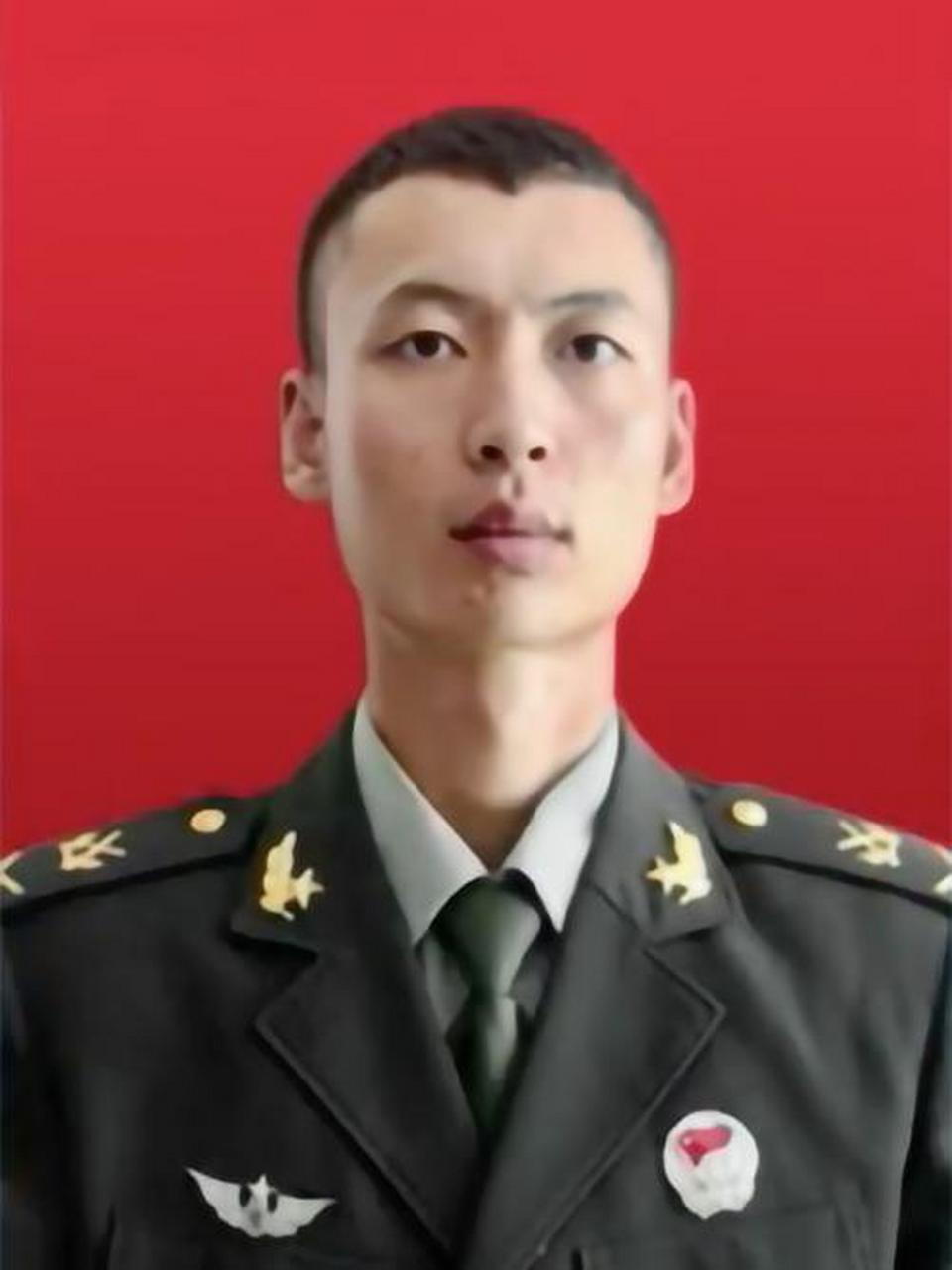 肖思远生前所在部队，英勇无畏，忠诚不渝，肖思远生前所在部队，英勇无畏的忠诚战士