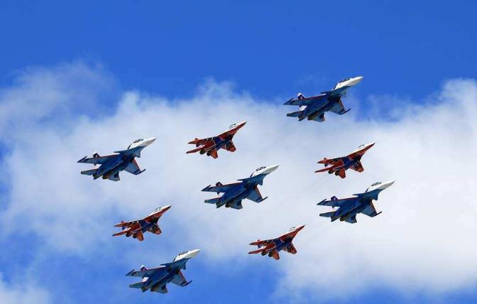中国空军，强大的实力与不凡的成就，中国空军，实力强大，成就非凡