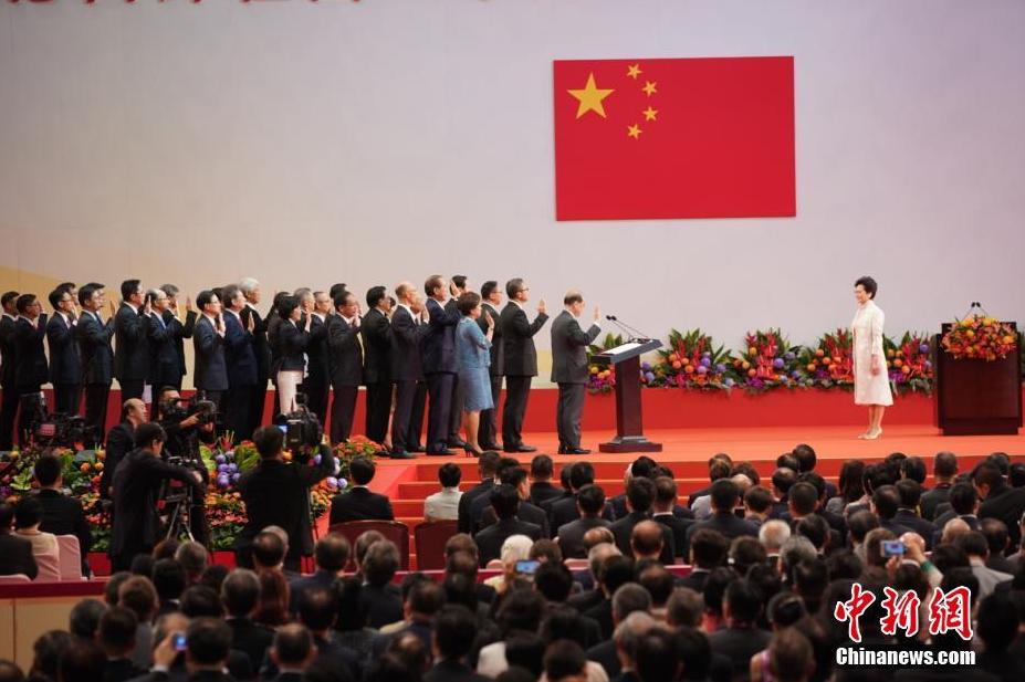 庆祝香港回归祖国二十周年，回顾与前瞻的视频纪念，香港回归祖国二十周年，回顾成就与展望未来纪念视频发布