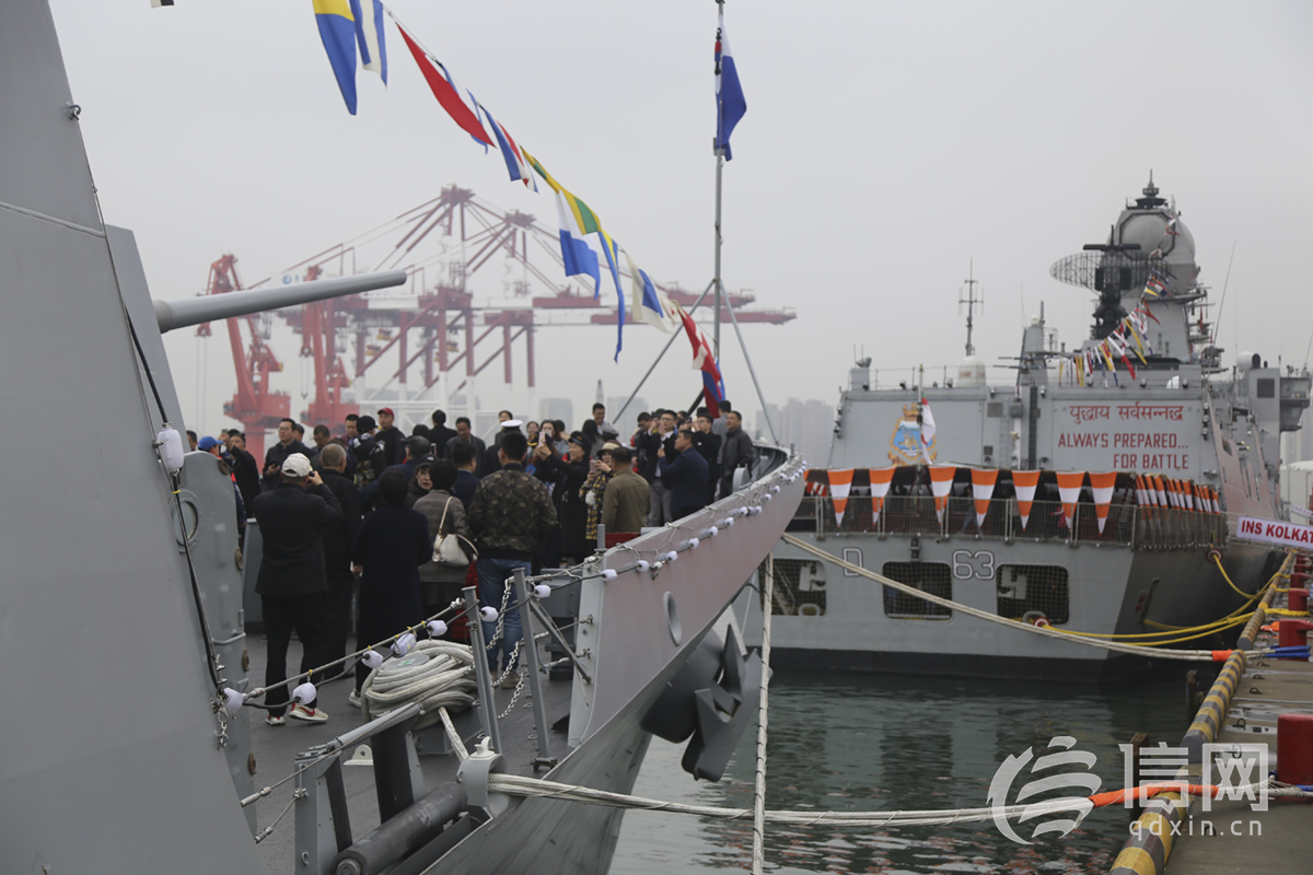 海军节舰艇开放日活动，展示力量，连接民心，海军节舰艇开放日，展示军威，民心相连