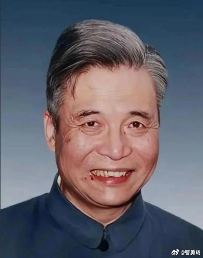 邓稼先年轻时最帅图片，青春岁月中的光辉印记，邓稼先年轻时的帅气风采，青春岁月中的光辉印记图片