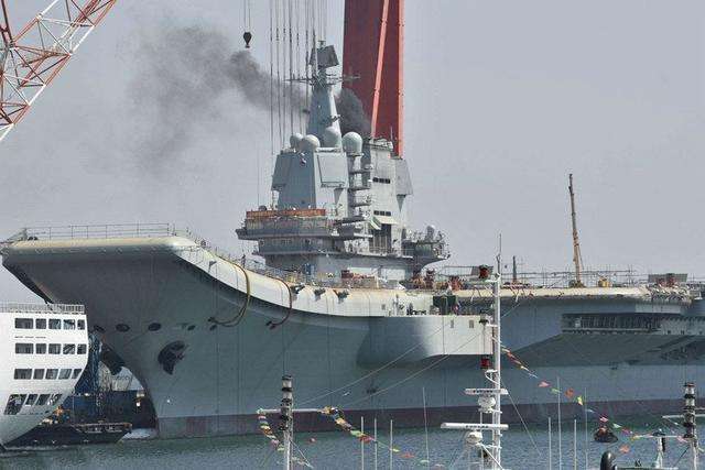 国产航母海试过程中的挑战与问题解析，国产航母海试过程中的挑战解析与问题探讨