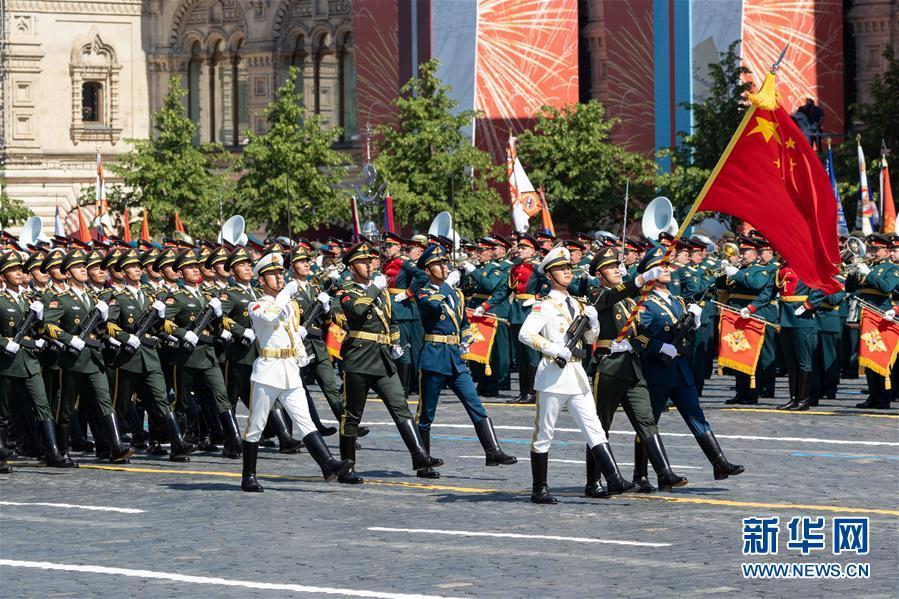 中国解放军在俄国红场的阅兵，跨越国界的军事友谊与共同责任，中俄红场阅兵，军事友谊与共担国际责任