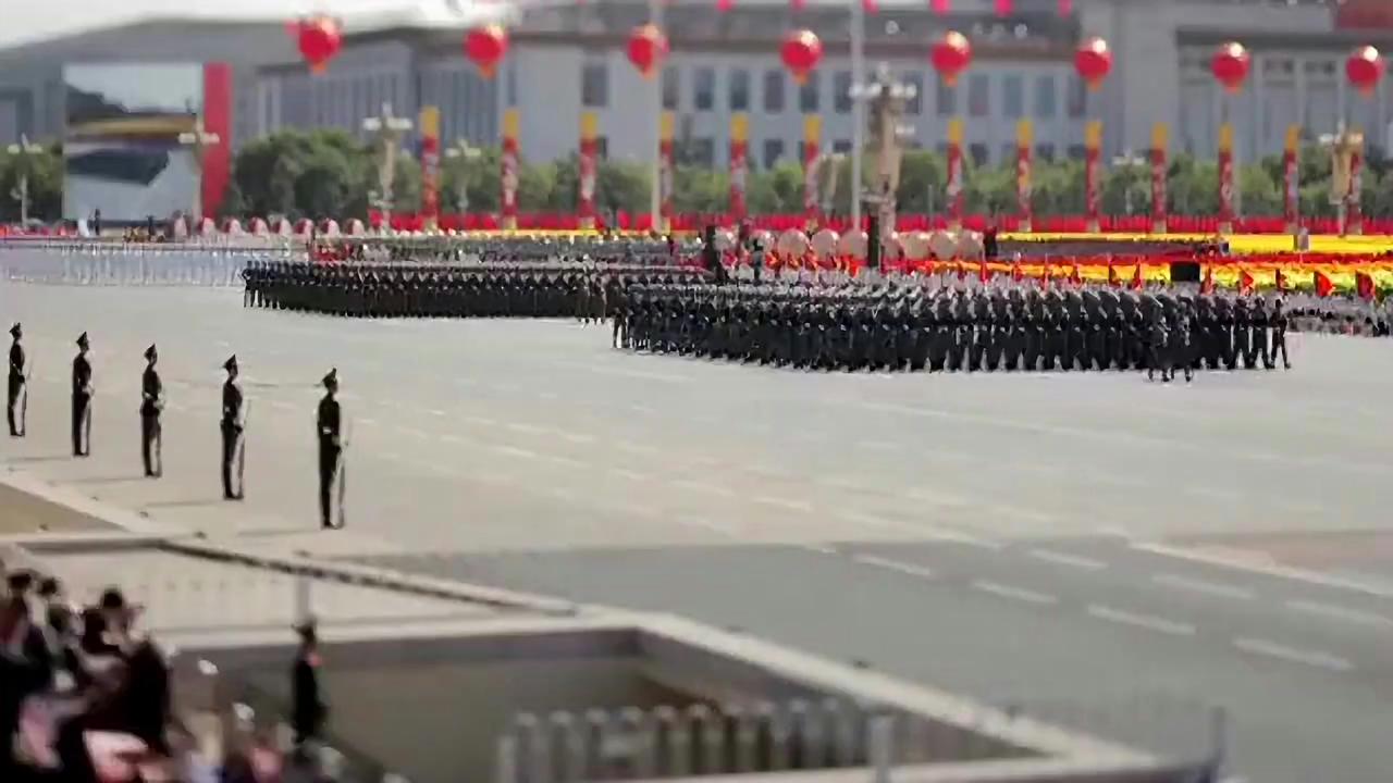 中国阅兵正步之变，历史传承与现代演绎，中国阅兵正步之变，历史传承与现代步伐的华丽演绎