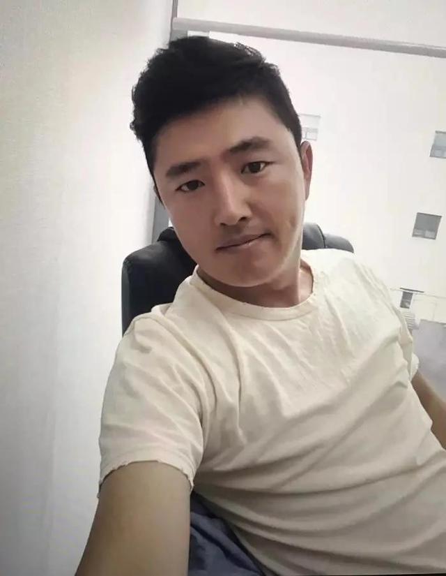 关于朴槿惠养男宠的传闻与真相探究，揭秘朴槿惠养男宠传闻背后的真相