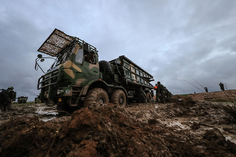 朱日和基地距离究竟多少公里？深度解析地理位置与军事价值，朱日和基地深度解析，地理位置、军事价值与距离揭秘