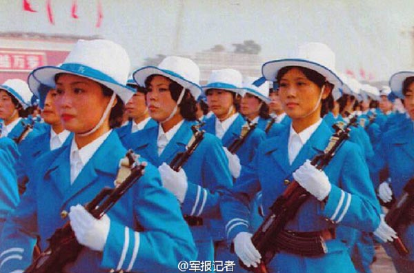 中国女兵图片2009，展现新时代女性的风采与力量，中国女兵图片2009，新时代女性的风采与力量展现