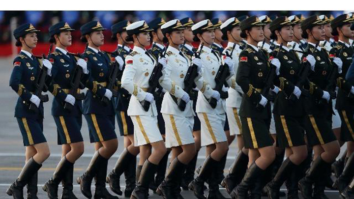 三军仪仗队女兵方队中的璀璨明星——程诚，三军仪仗队女兵方队中的耀眼明星程诚风采展