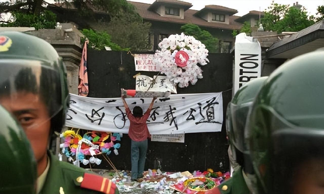 索马里内战与中国的角色，从内战背景到驻华使馆的历程，索马里内战背景与中国的角色，驻华使馆历程探究