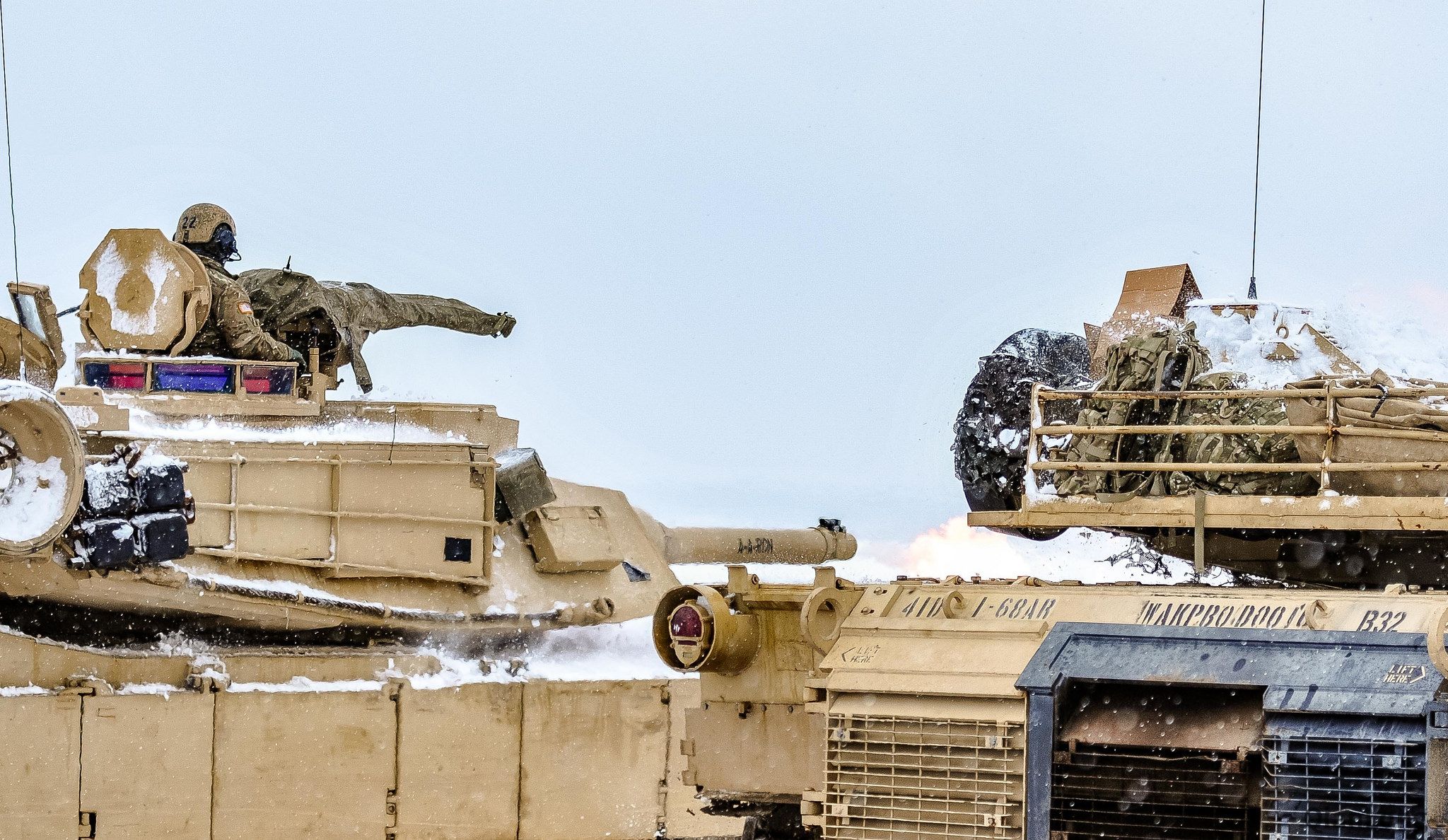M1A2艾布拉姆斯打靶，现代军事技术的卓越体现，M1A2艾布拉姆斯打靶，现代军事技术的巅峰展示