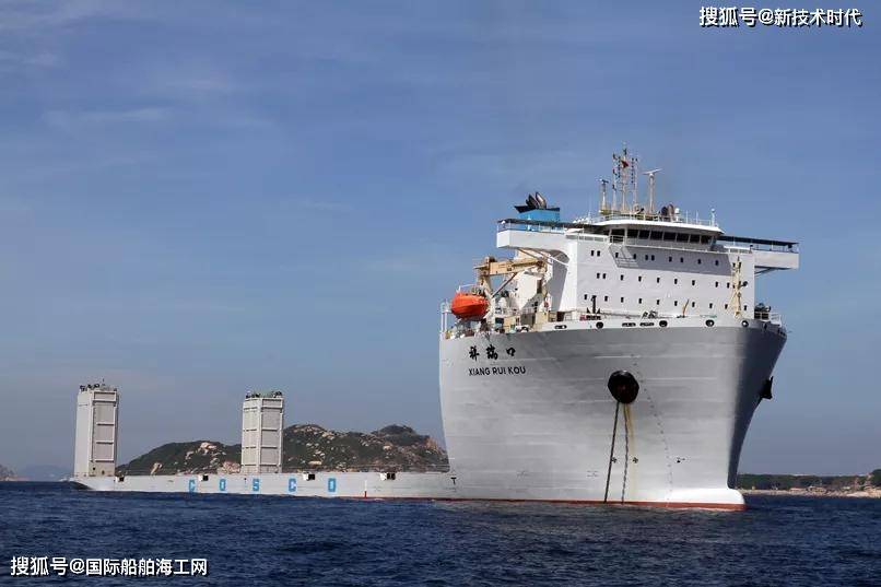 半潜船成功案例，探索深海资源的先锋力量，半潜船成功案例，深海资源探索的先锋力量