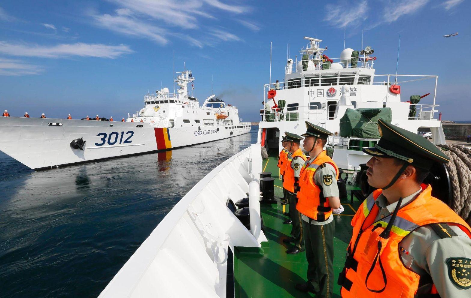 中国外交部和国防部的紧密合作，中国海警连发的背后力量，中国外交部和国防部协同合作，海警连发的强大后盾