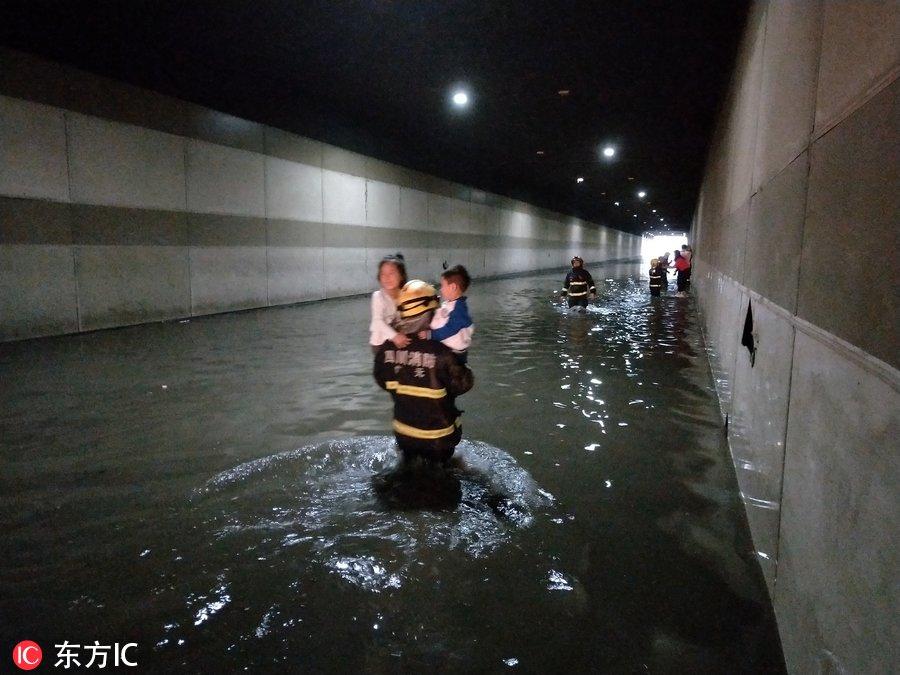 四川多地暴雨,挑战与应对,四川多地暴雨来袭,挑战与应对策略