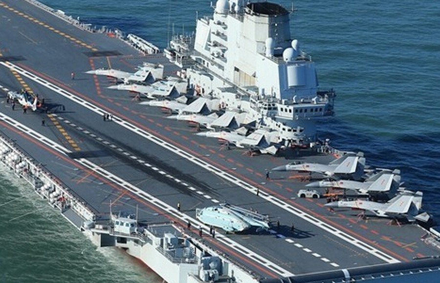 辽宁舰重型航母，中国海军新时代的象征，中国海军新时代的象征——辽宁舰重型航母