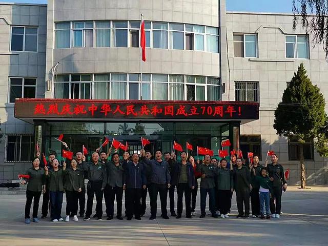 庆祝中国人民解放军建军七十周年阅兵仪式主持人致辞，庆祝中国人民解放军建军七十周年阅兵仪式主持人致辞全文揭晓