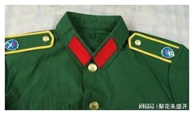 武警常服大衣，形象与功能的完美结合，武警常服大衣，形象与功能的完美融合