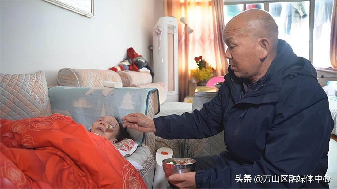 关于参军年龄限制的研究与探讨，参军年龄限制的研究与探讨，政策、影响及未来发展分析
