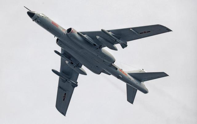 轰-6K载弹量之谜,揭示背后的设计与战略考量,轰-6K载弹量之谜,设计与战略考量揭秘