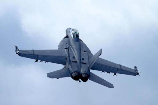 歼-15的真实排名,中国海军航空兵力量的璀璨明珠,歼-15,中国海军航空兵力量的璀璨明珠