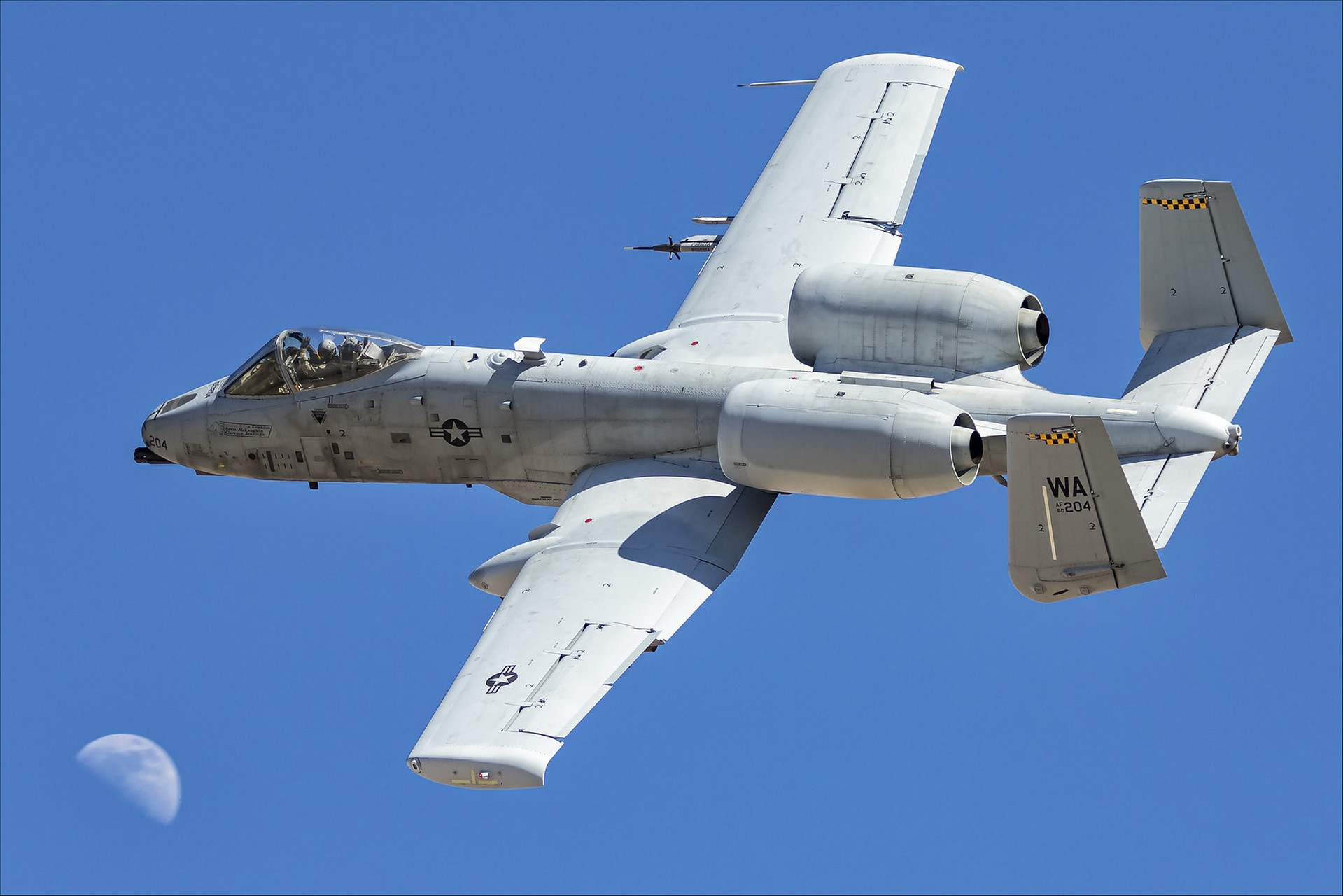A-10攻击机挂载武器,空中力量的锐利之剑,A-10攻击机挂载武器,空中力量的锐利之剑