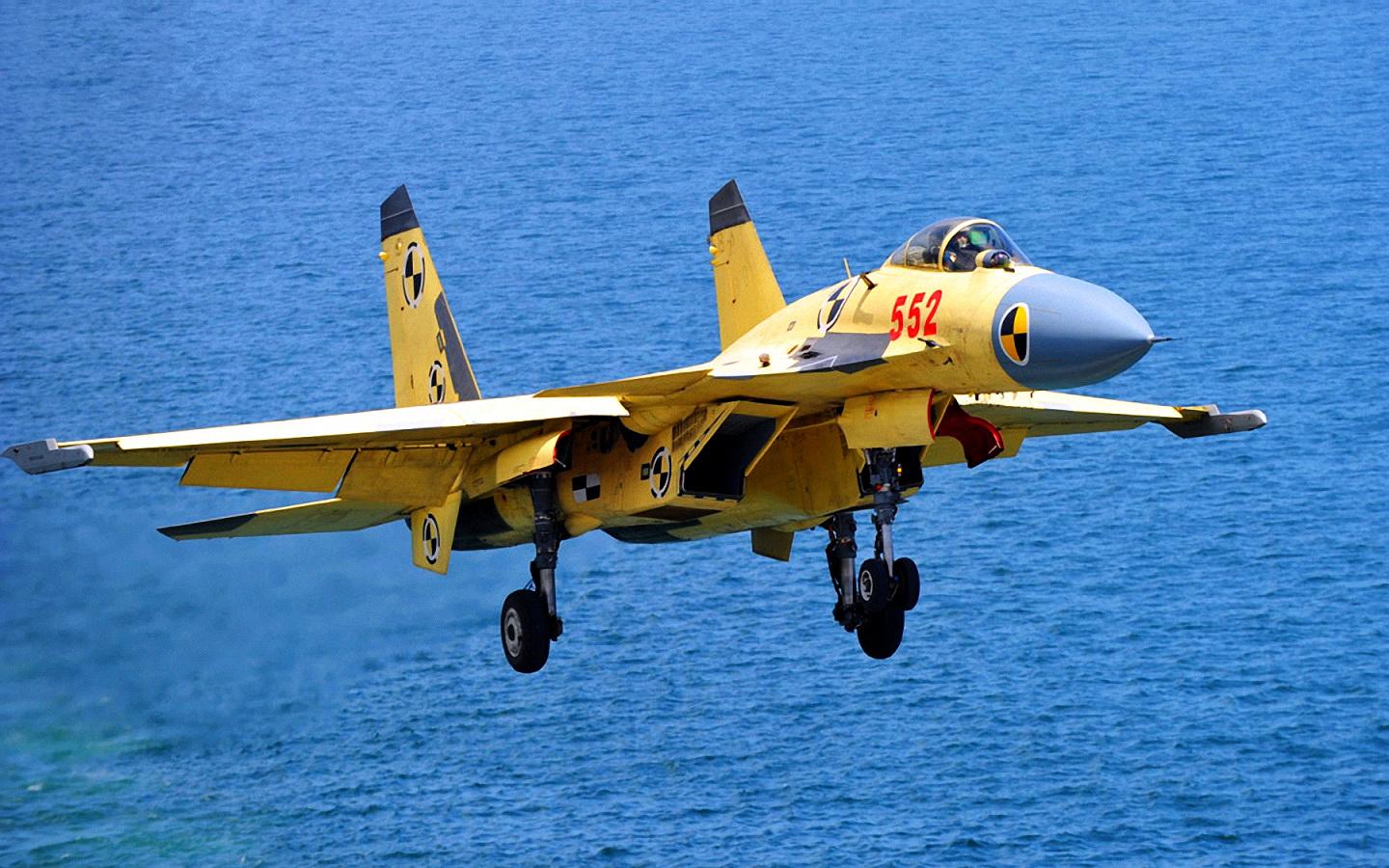 歼-16战斗机的出口限制及其深层意义,歼-16战斗机出口限制背后的深层意义探讨