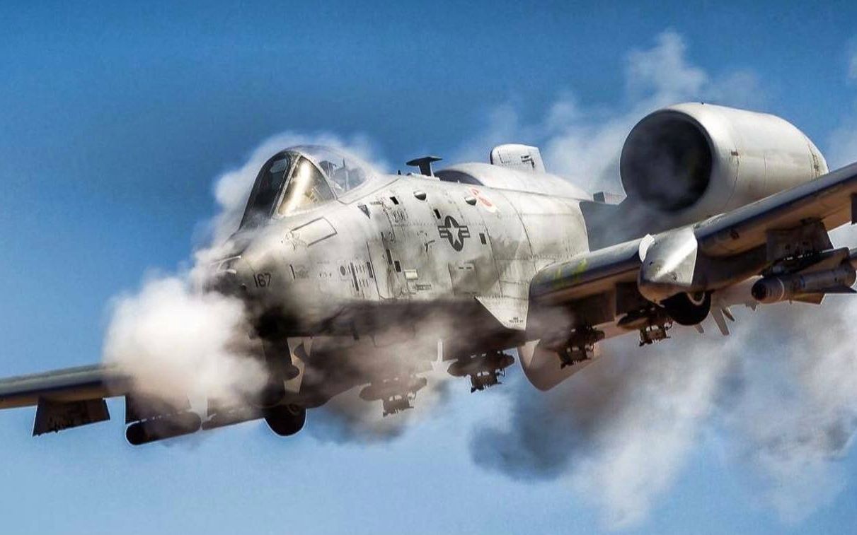 A-10攻击机的空战能力解析,A-10攻击机的空战能力深度解析