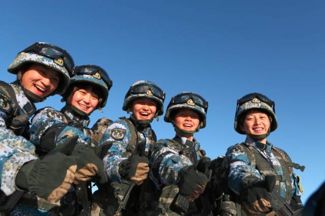 女兵宣传片,展现力量与荣耀的篇章,女兵风采,力量与荣耀的篇章宣传片