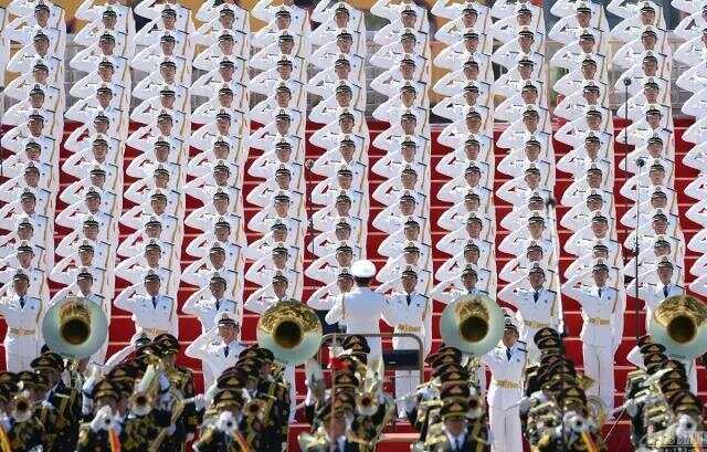 阅兵式打头阵的方队,荣耀与力量的展现,阅兵式先锋方队,荣耀与力量的璀璨展现