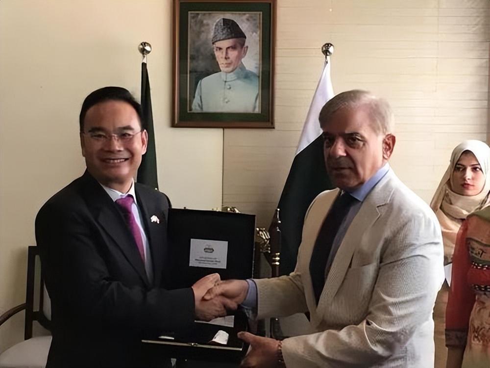 中国局势最新消息，今天的局势紧张分析，中国局势最新动态与紧张局势分析