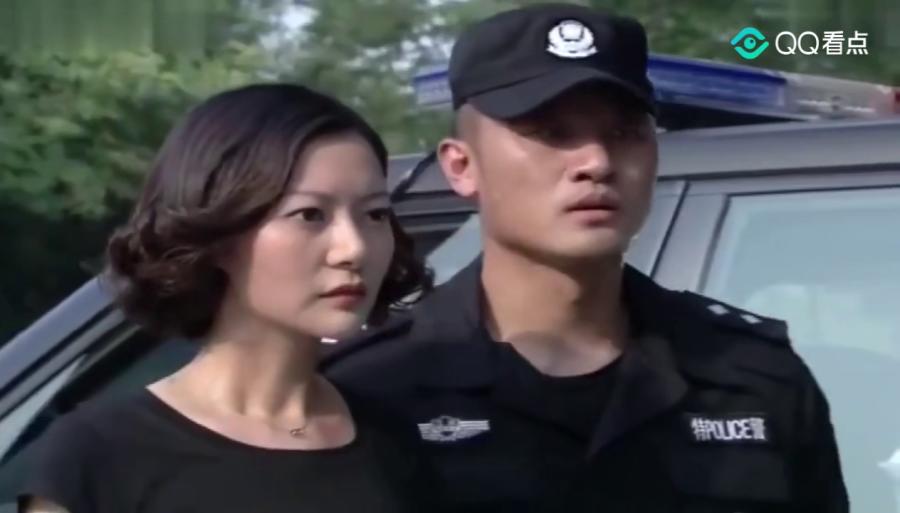 女生进特警队难吗?挑战与机遇并存,女生进特警队,挑战与机遇并存的道路