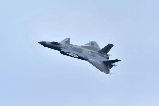 揭秘歼-20 WS-15版本试飞视频,空中巨龙的腾飞之梦,揭秘歼-20 WS-15版本试飞,空中巨龙的腾飞之旅