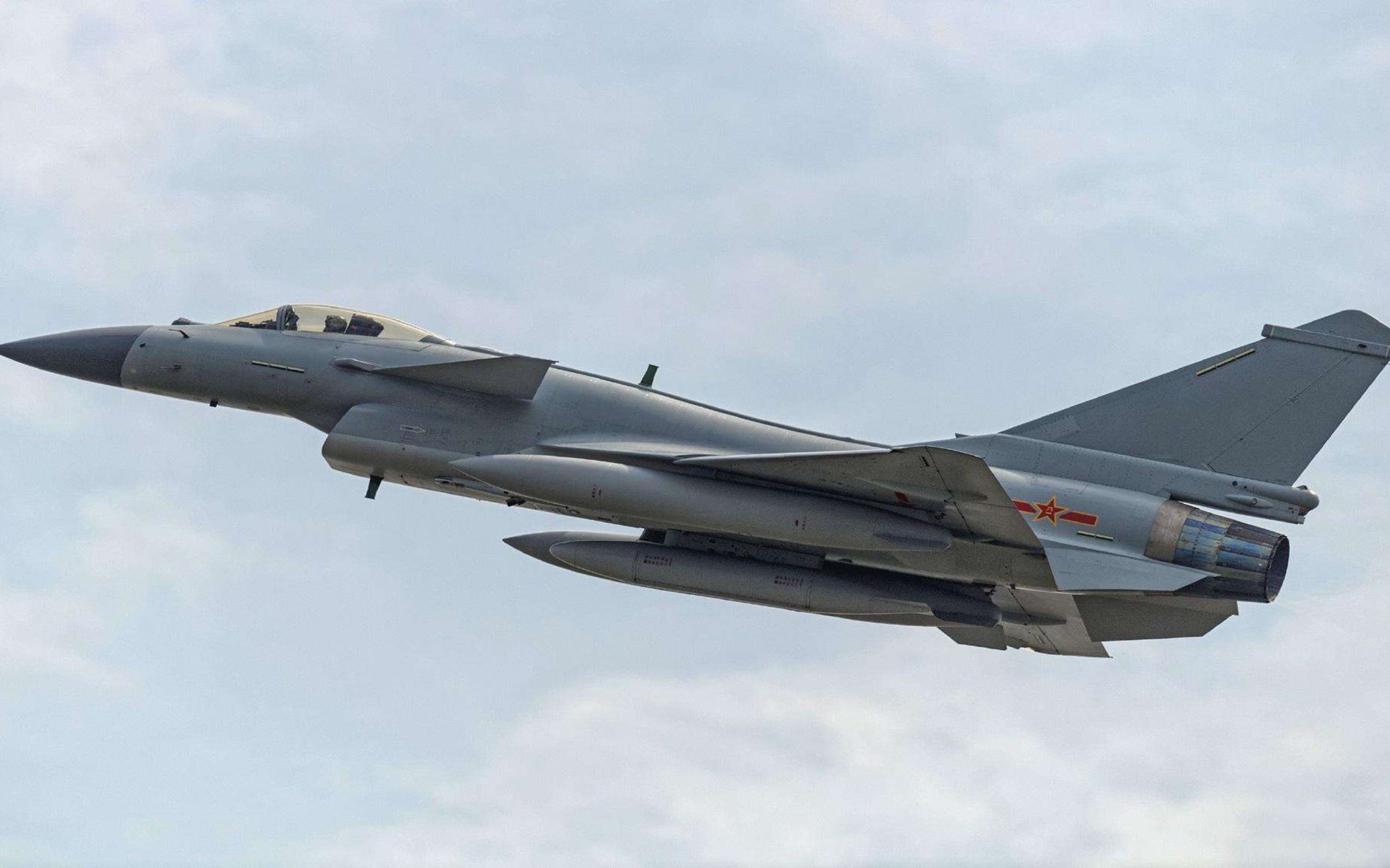 歼-10战斗机的作用,空中力量的重要支柱,歼-10战斗机,空中力量的重要支柱