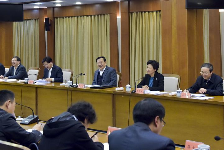 揭秘内参消息的获取渠道,哪里可以洞察先机?,揭秘内参消息的获取渠道,洞悉先机之道!