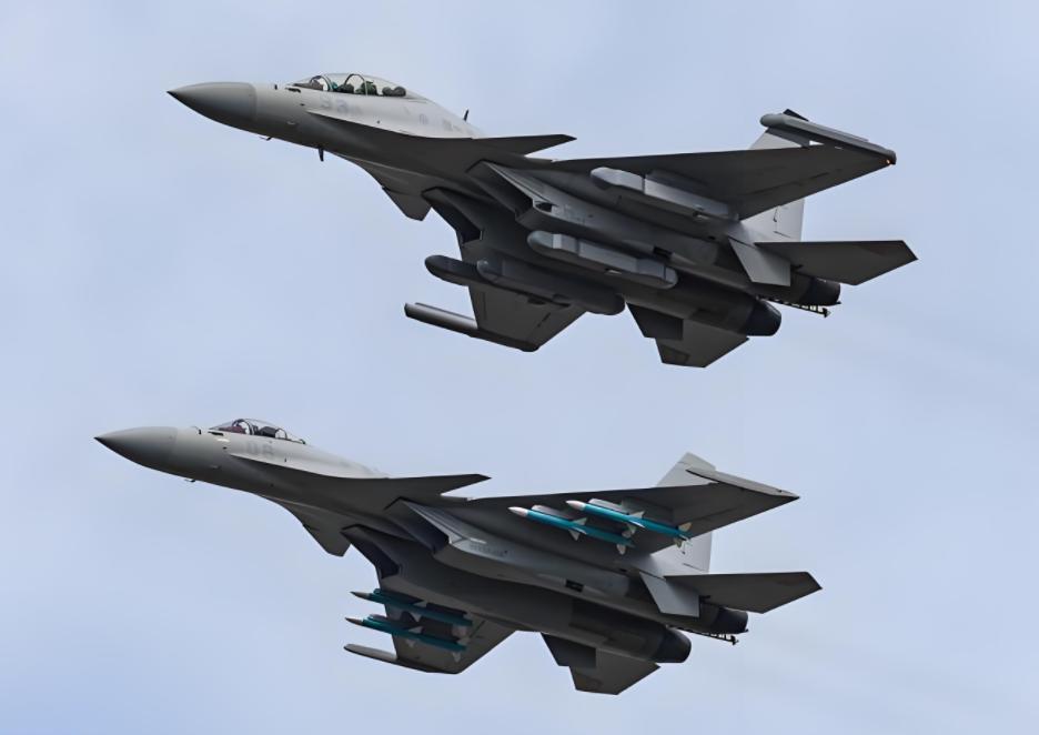 顶级歼-16飞行视频,展现中国空军力量的巅峰之作,顶级歼-16飞行展示,中国空军力量的巅峰瞬间