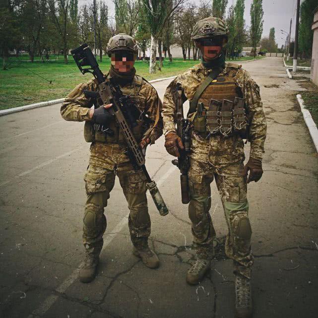 俄罗斯与乌克兰之间的冲突,深度分析与影响,俄罗斯与乌克兰冲突,深度解析及其全球影响