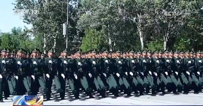 阅兵第一个方队,展现国家力量与荣耀,阅兵首阵展现国家力量与荣耀