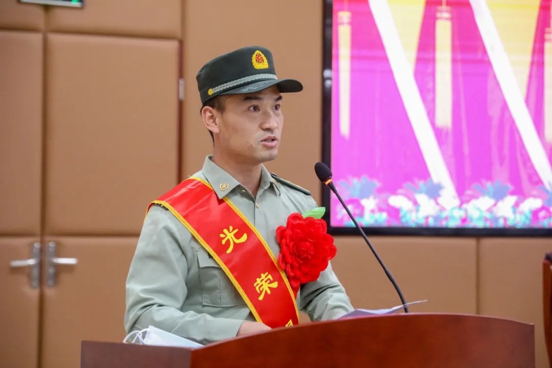 退役军官,荣耀与担当的继续,退役军官,荣耀与担当的接力棒不断前行