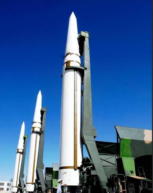 东风导弹与射程,深入解析东风-15导弹的射程能力,东风导弹射程深度解析,东风-15导弹的射程能力探讨