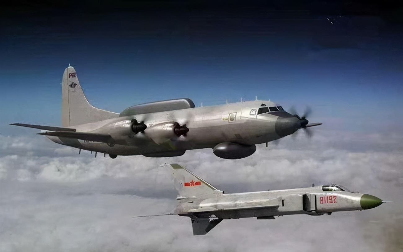 运八反潜机坠毁事件深度解析，运八反潜机坠毁事件深度剖析