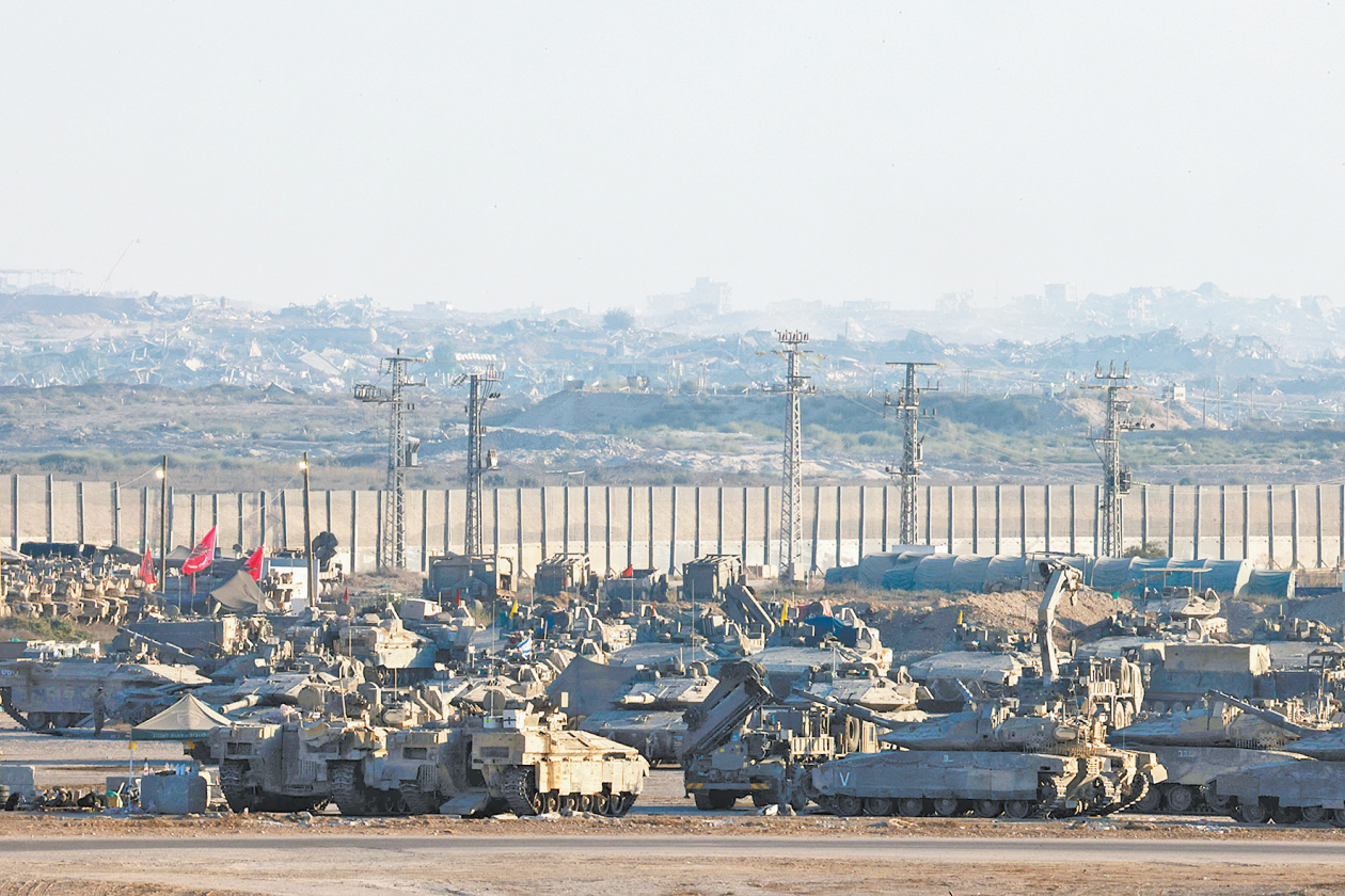 国防军事图图片,揭示力量与荣耀的象征,国防军事图图片,力量与荣耀的象征展示